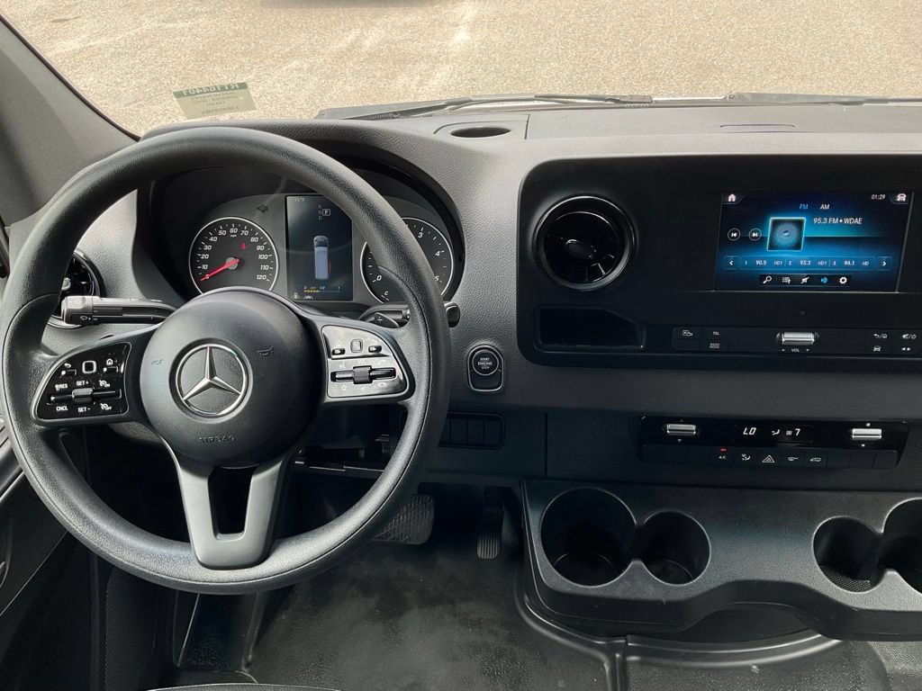 Used 2024 Mercedes-Benz Sprinter 3500 image 18