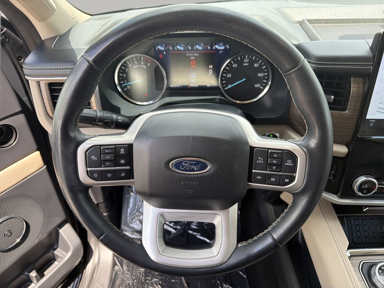Certified 2024 Ford Expedition Max Limited RWD image 32