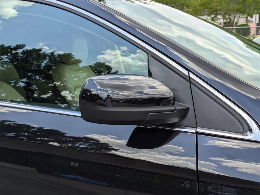 Certified 2024 Ford Edge SEL w/ Convenience Package AWD/4WD image 12