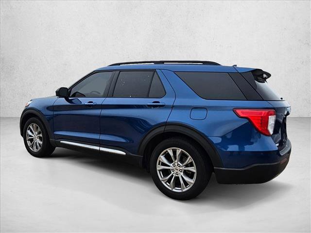 Certified 2021 Ford Explorer XLT w/ Equipment Group 202A RWD image 8