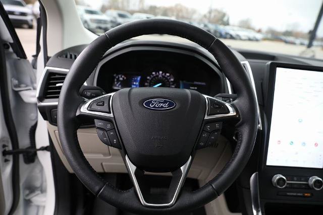 Certified 2024 Ford Edge Titanium w/ Titanium Elite Package image 39