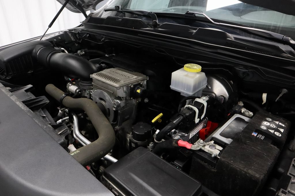 Used 2023 RAM 1500 Laramie AWD/4WD image 17