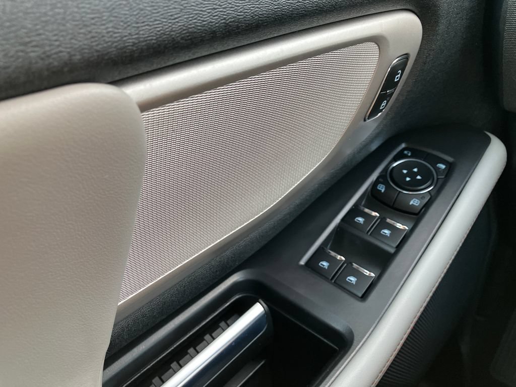 Certified 2025 Ford Expedition Active AWD/4WD image 51
