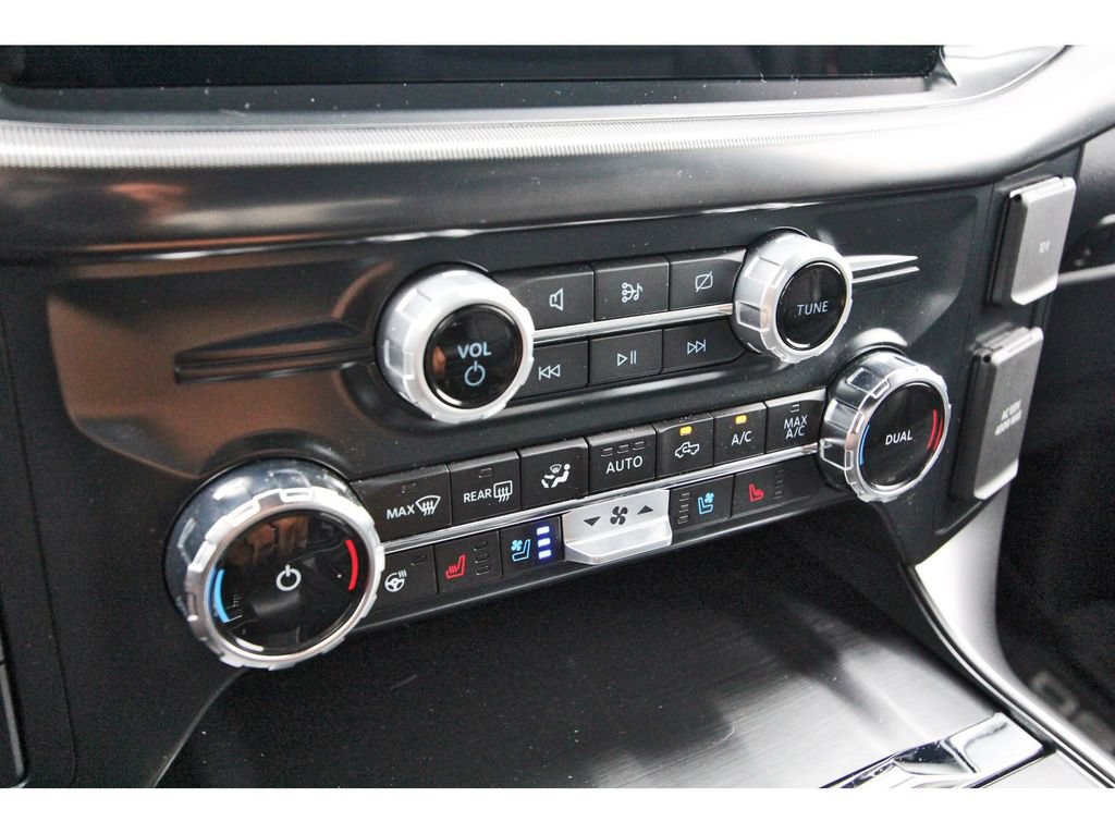 Certified 2024 Ford F150 Lariat w/ FX4 Off-Road Package AWD/4WD image 23