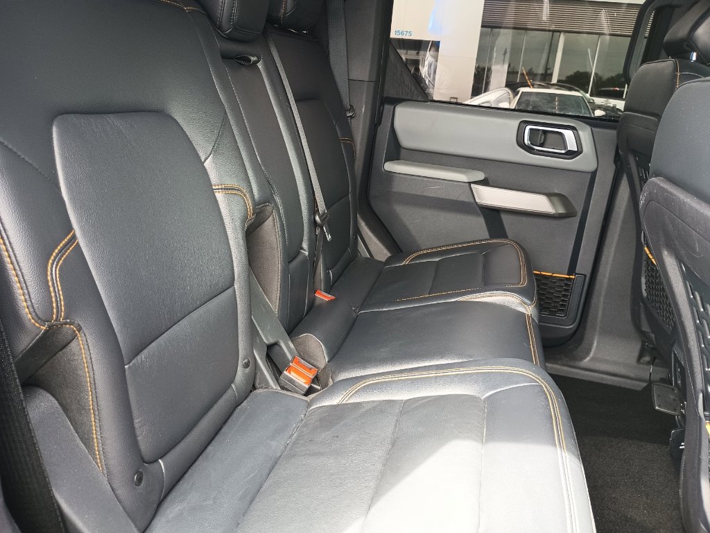 Certified 2023 Ford Bronco Badlands w/ Sasquatch Package AWD/4WD image 27