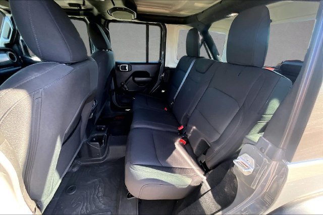 Used 2023 Jeep Wrangler Unlimited Sport AWD/4WD image 22