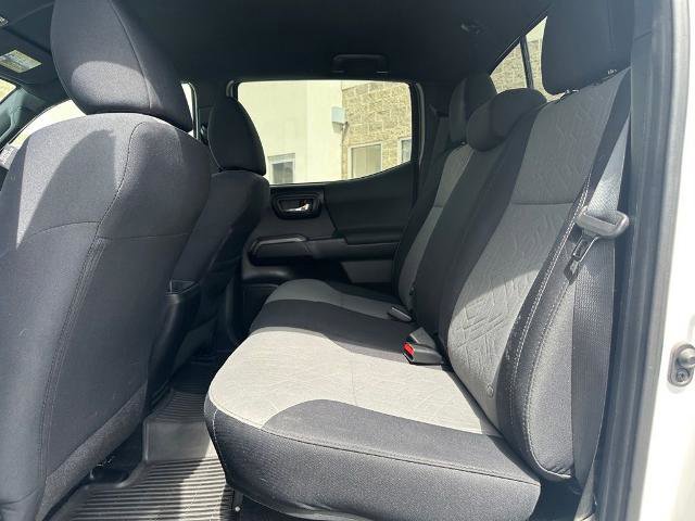 Used 2020 Toyota Tacoma TRD Sport w/ Technology Package AWD/4WD image 28