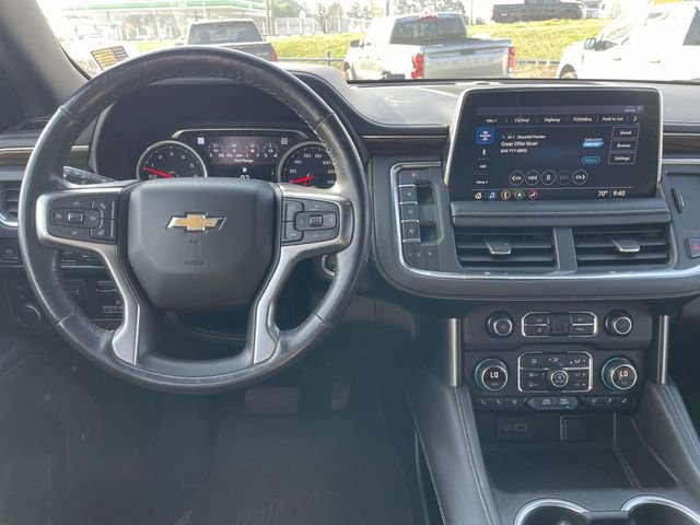 Used 2021 Chevrolet Suburban Premier w/ Premium Package image 11