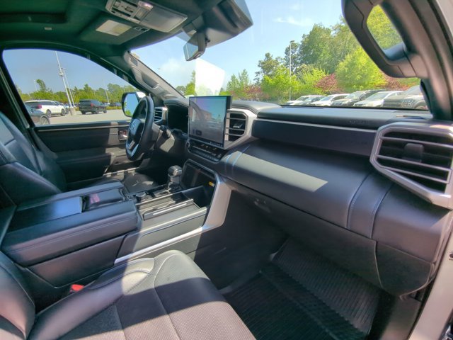 Used 2024 Toyota Tundra Platinum AWD/4WD image 36