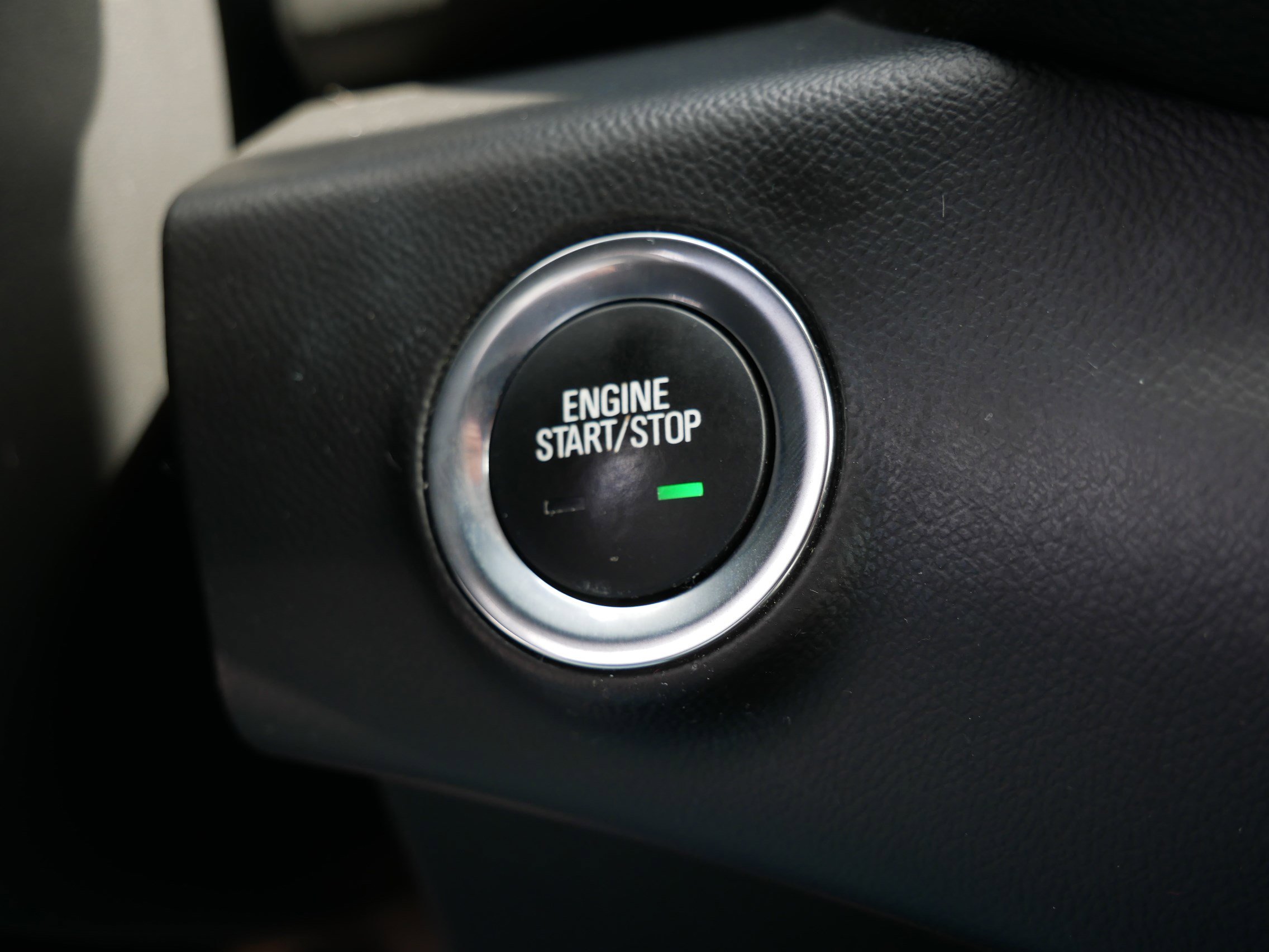 Used 2020 GMC Terrain SLE w/ Driver Convenience Package FWD image 33