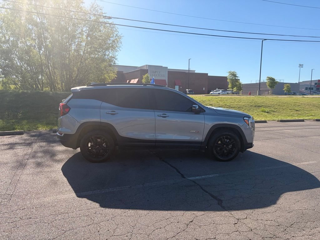 Used 2024 GMC Terrain AT4 w/ Tech Package AWD/4WD image 7