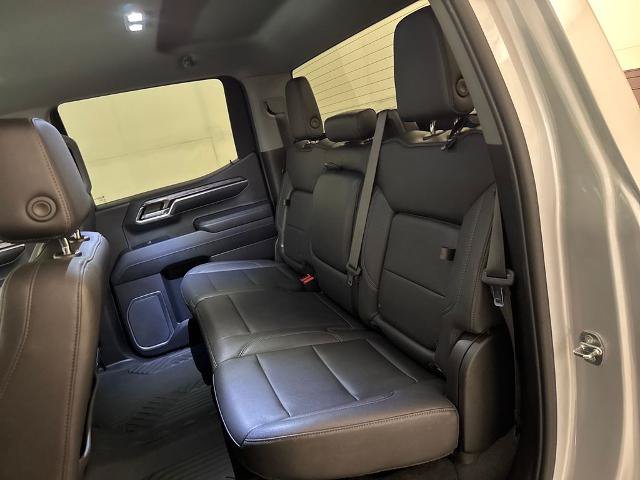 Used 2022 Chevrolet Silverado 1500 LTZ AWD/4WD image 33