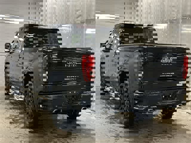 Used 2021 GMC Sierra 1500 Elevation image 3