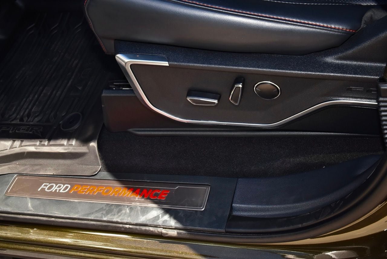 Certified 2024 Ford F150 Raptor AWD/4WD image 38