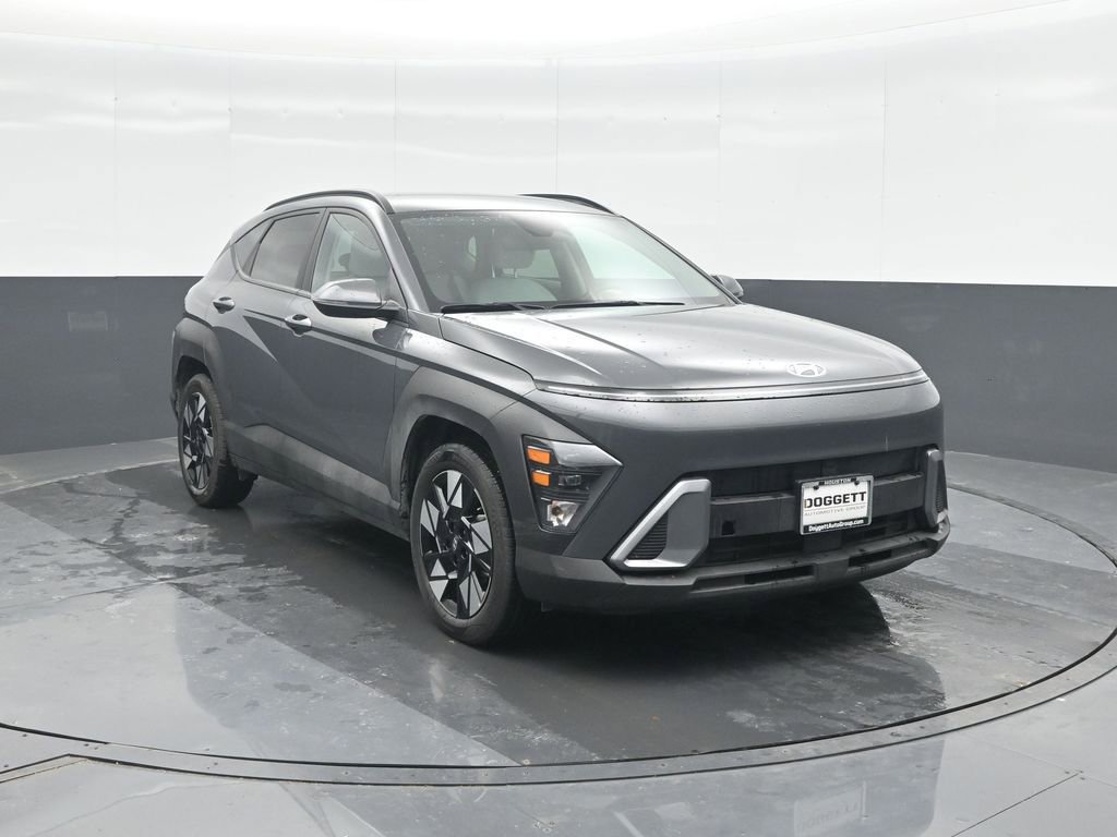 Used 2025 Hyundai Kona SEL FWD image 8