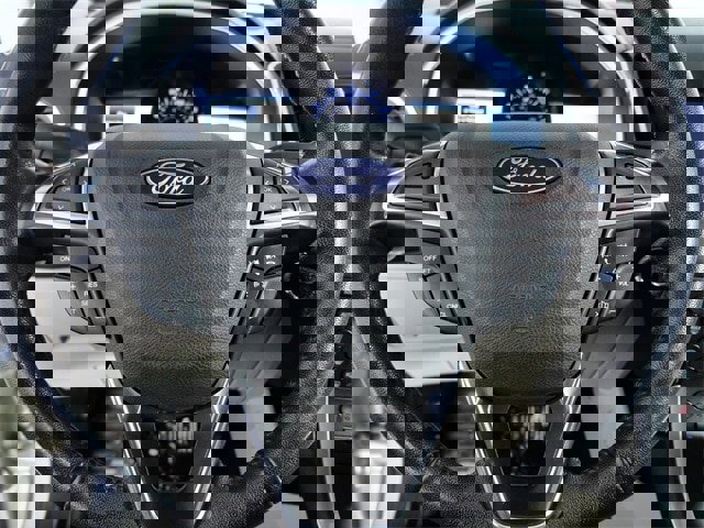 Certified 2018 Ford Edge Titanium w/ Technology Package image 20