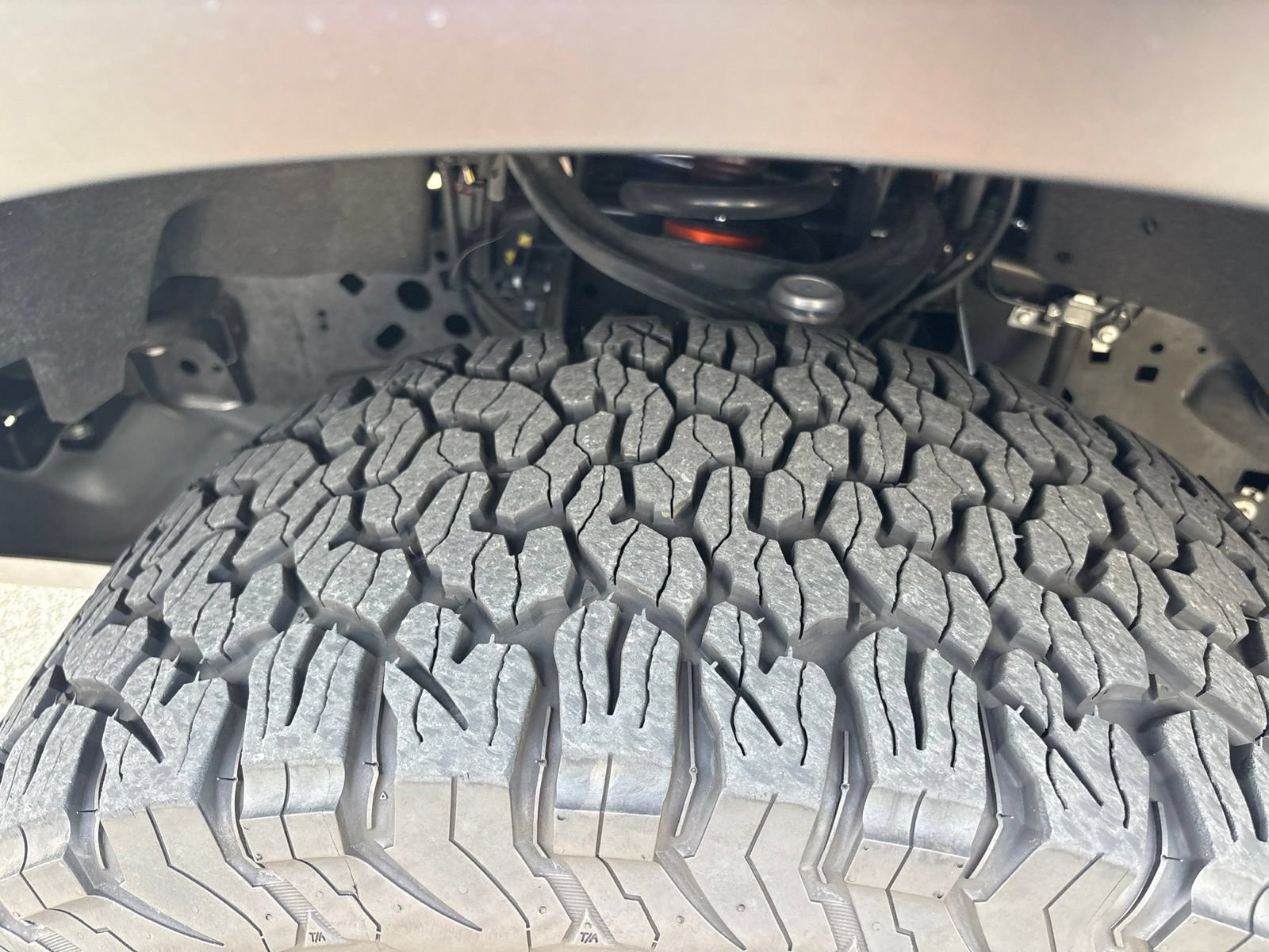 Certified 2024 Ford F150 Raptor AWD/4WD image 13