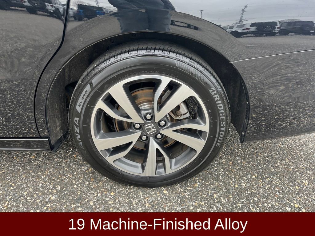 Used 2024 Honda Odyssey Touring image 30