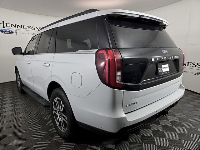 Certified 2025 Ford Expedition Active RWD image 7