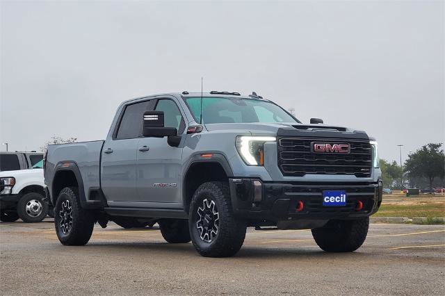 Used 2024 GMC Sierra 2500 AT4X image 5
