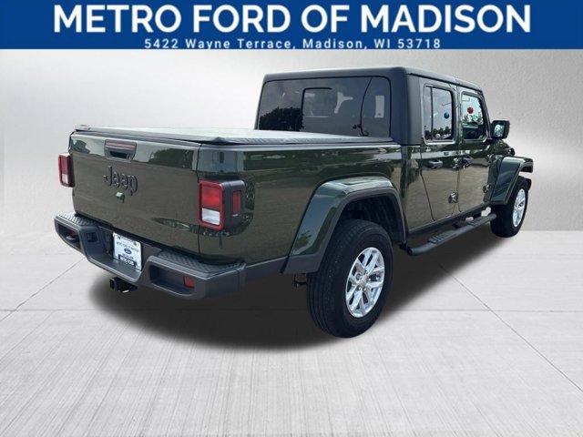 Used 2023 Jeep Gladiator Sport AWD/4WD image 6