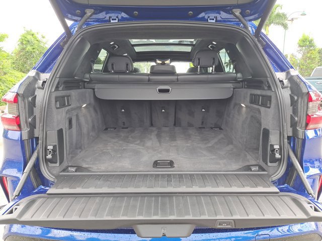 Used 2020 BMW X5 M Competition w/ Executive Package image 11
