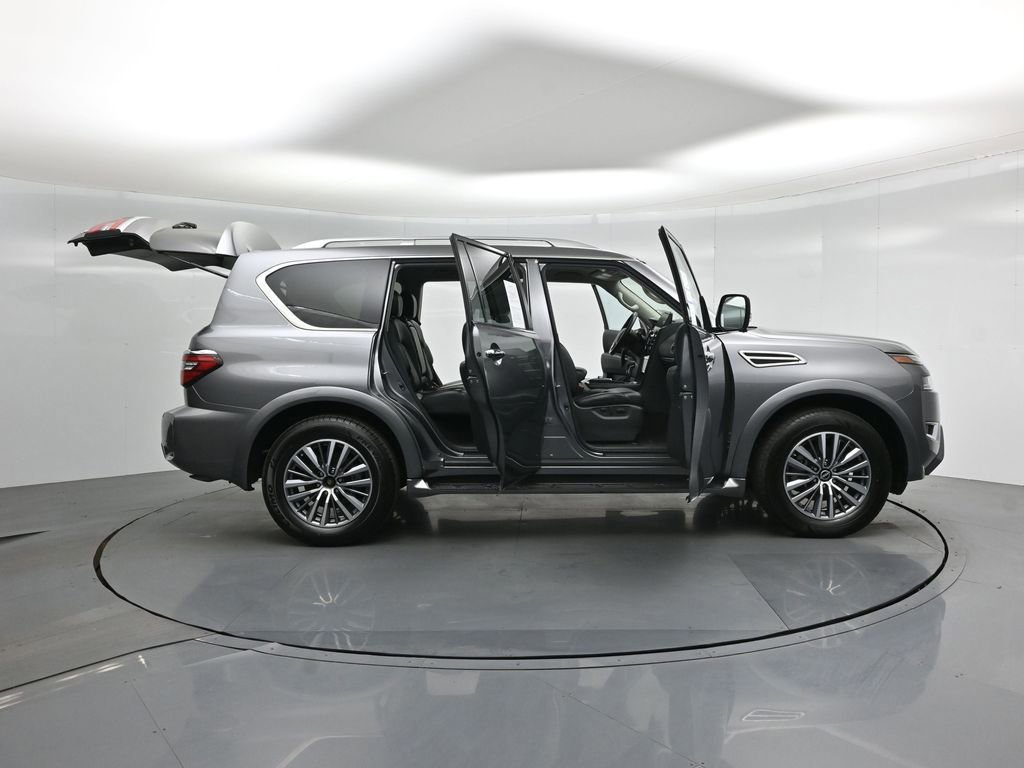 Used 2024 Nissan Armada SL image 35
