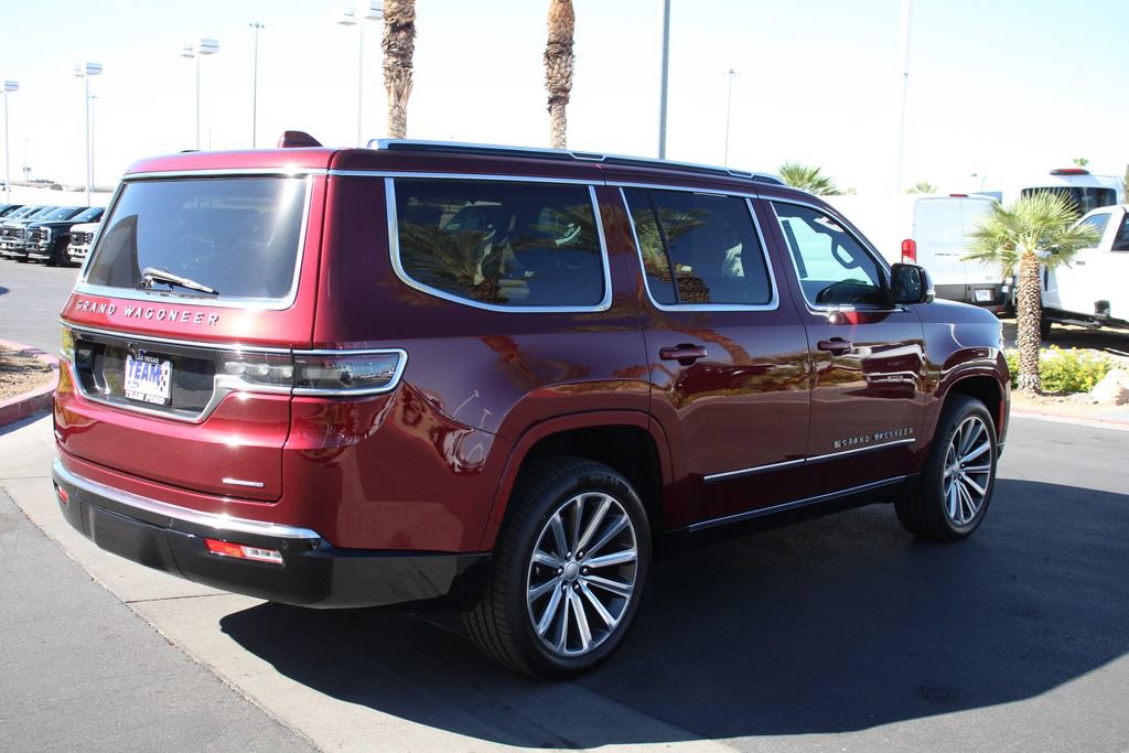Used 2022 Jeep Grand Wagoneer Series II w/ Convenience Group III AWD/4WD image 8