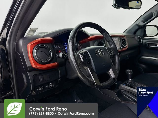 Used 2020 Toyota Tacoma TRD Sport image 11