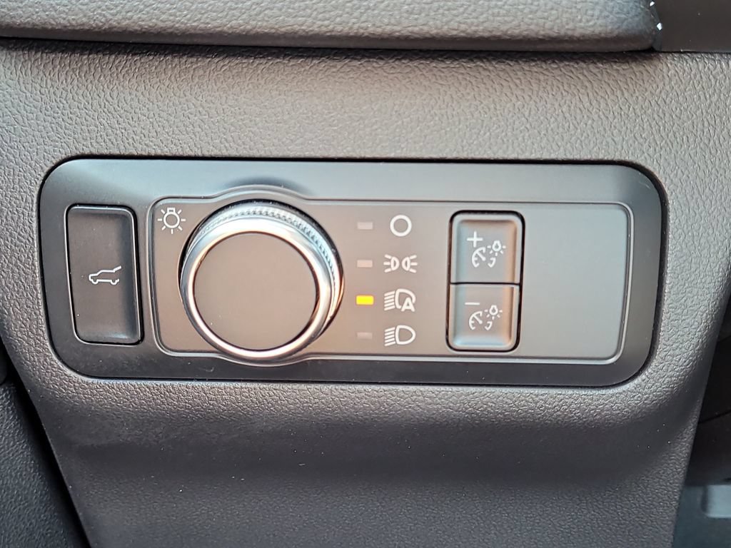 Certified 2022 Ford Escape SE w/ SE Sport Appearance Package FWD image 26