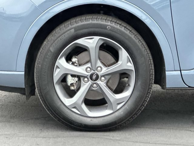 Certified 2024 Ford Escape ST-Line w/ Tech Pack #1 AWD/4WD image 10