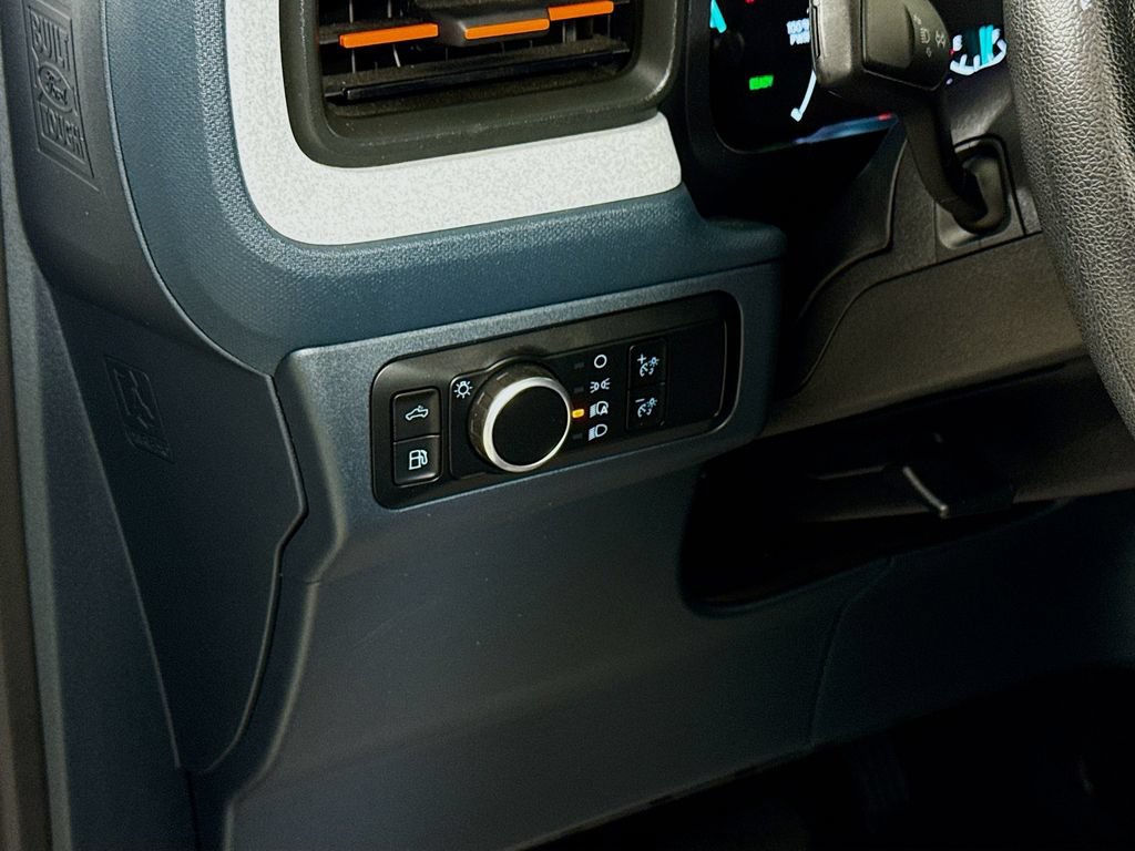 Certified 2024 Ford Maverick XLT FWD image 13