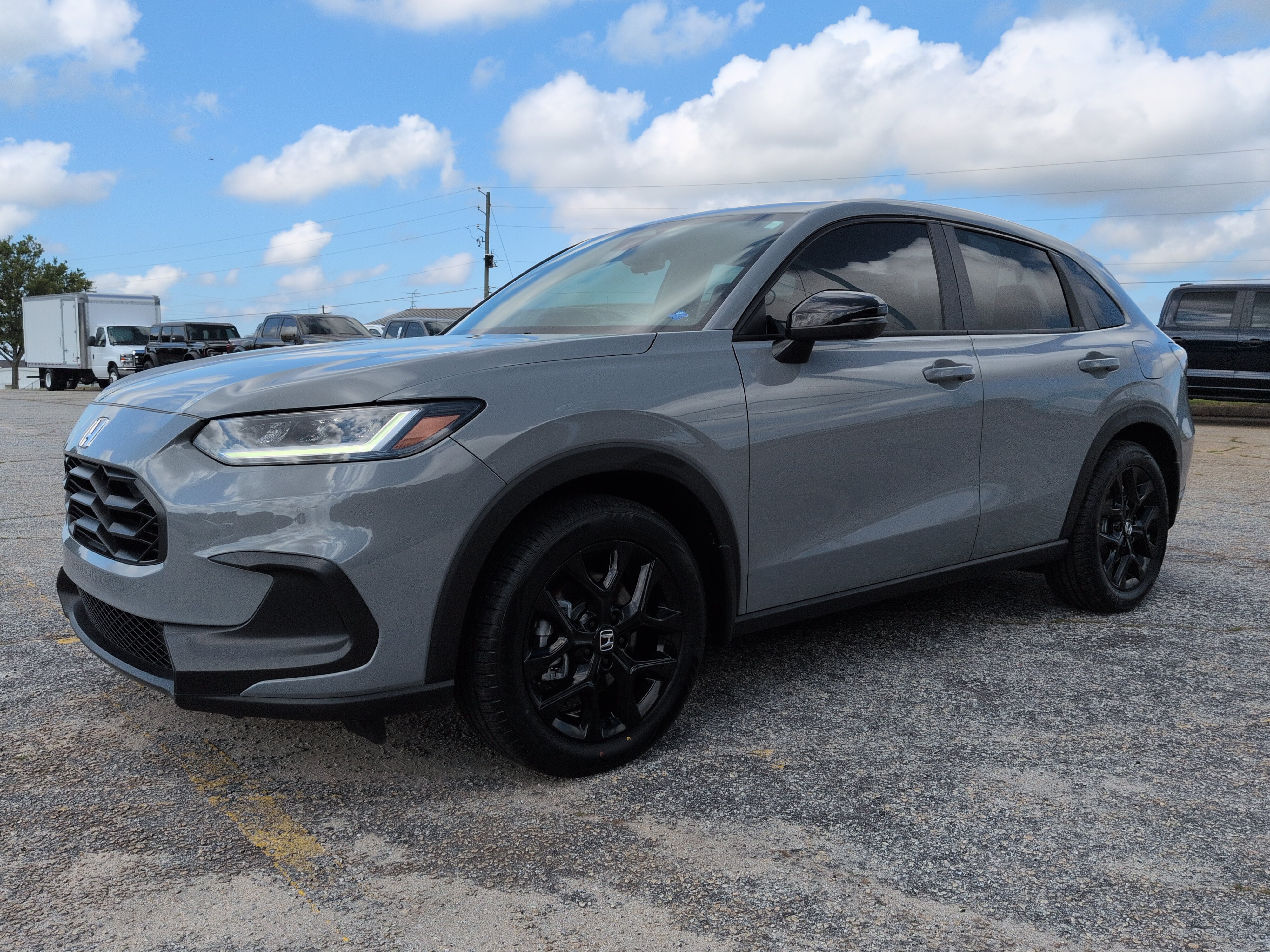 Used 2025 Honda HR-V Sport image 6