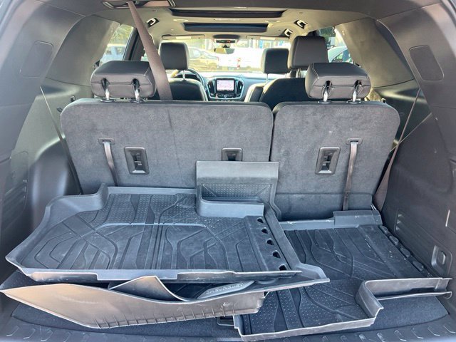 Used 2023 Chevrolet Traverse LT w/ LT Premium Package AWD/4WD image 24