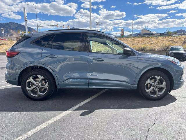 Certified 2023 Ford Escape ST-Line w/ Tech Pack #1 AWD/4WD image 10