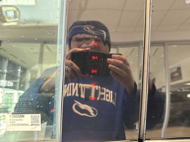 Certified 2022 Ford Expedition Platinum image 35