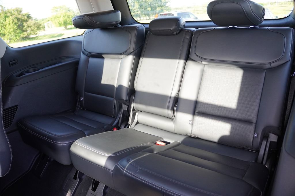 Certified 2025 Ford Expedition Platinum AWD/4WD image 19