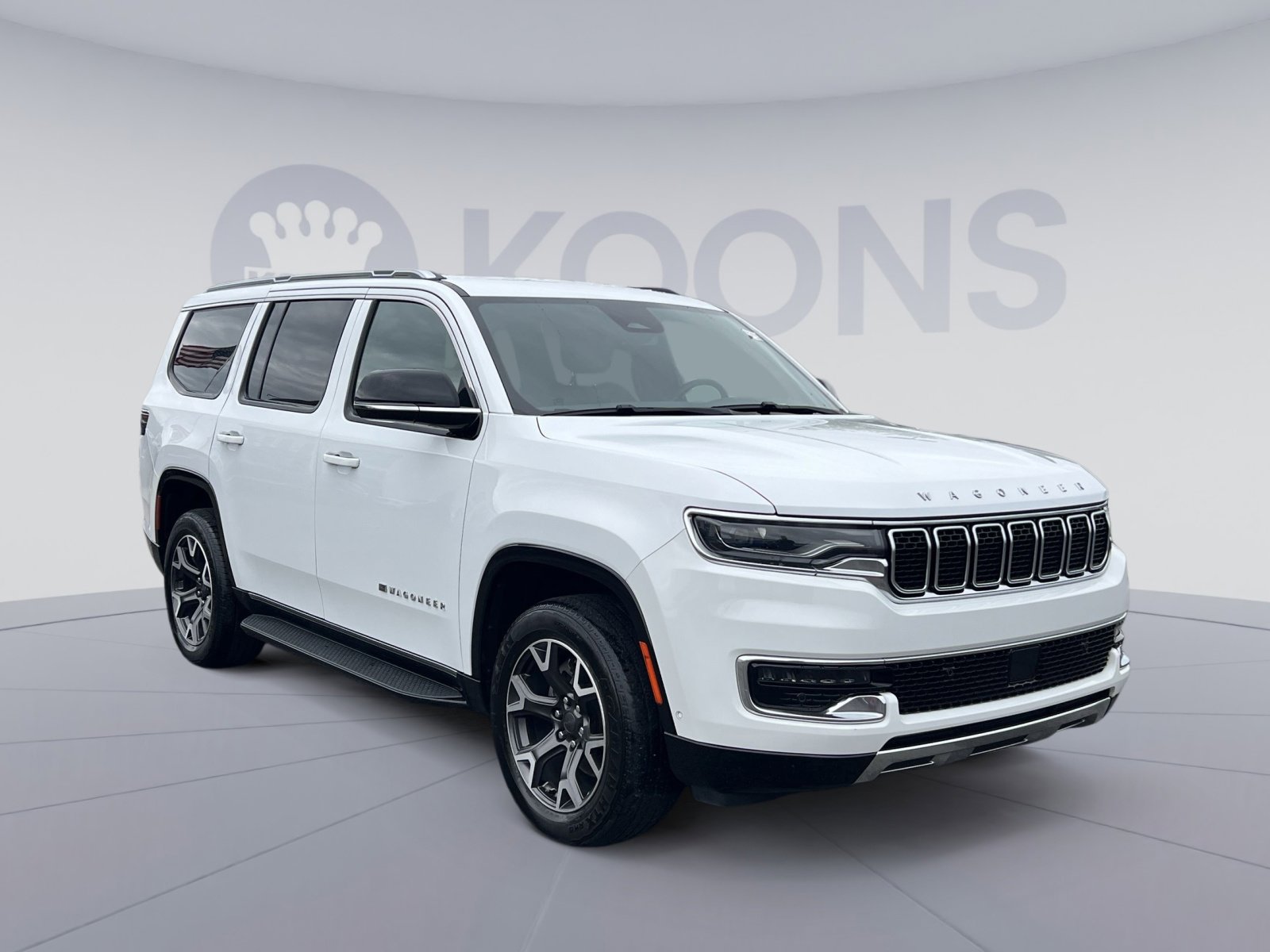 Used 2024 Jeep Wagoneer Series III AWD/4WD image 2