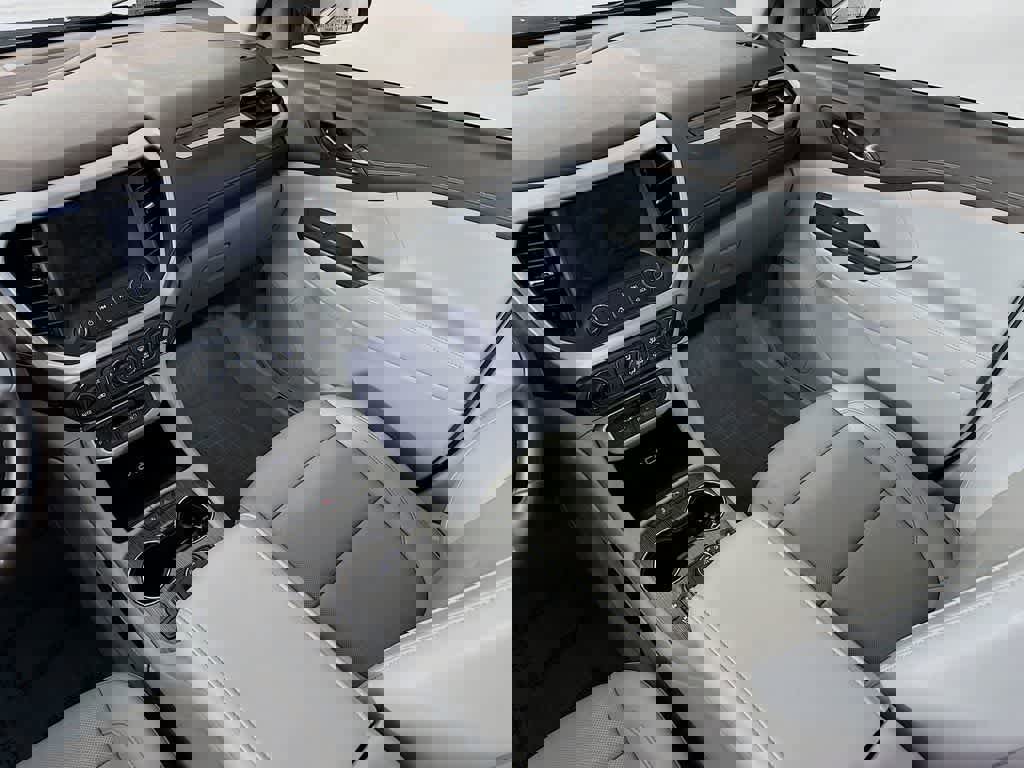 Used 2023 GMC Acadia SLT w/ Preferred Package image 14