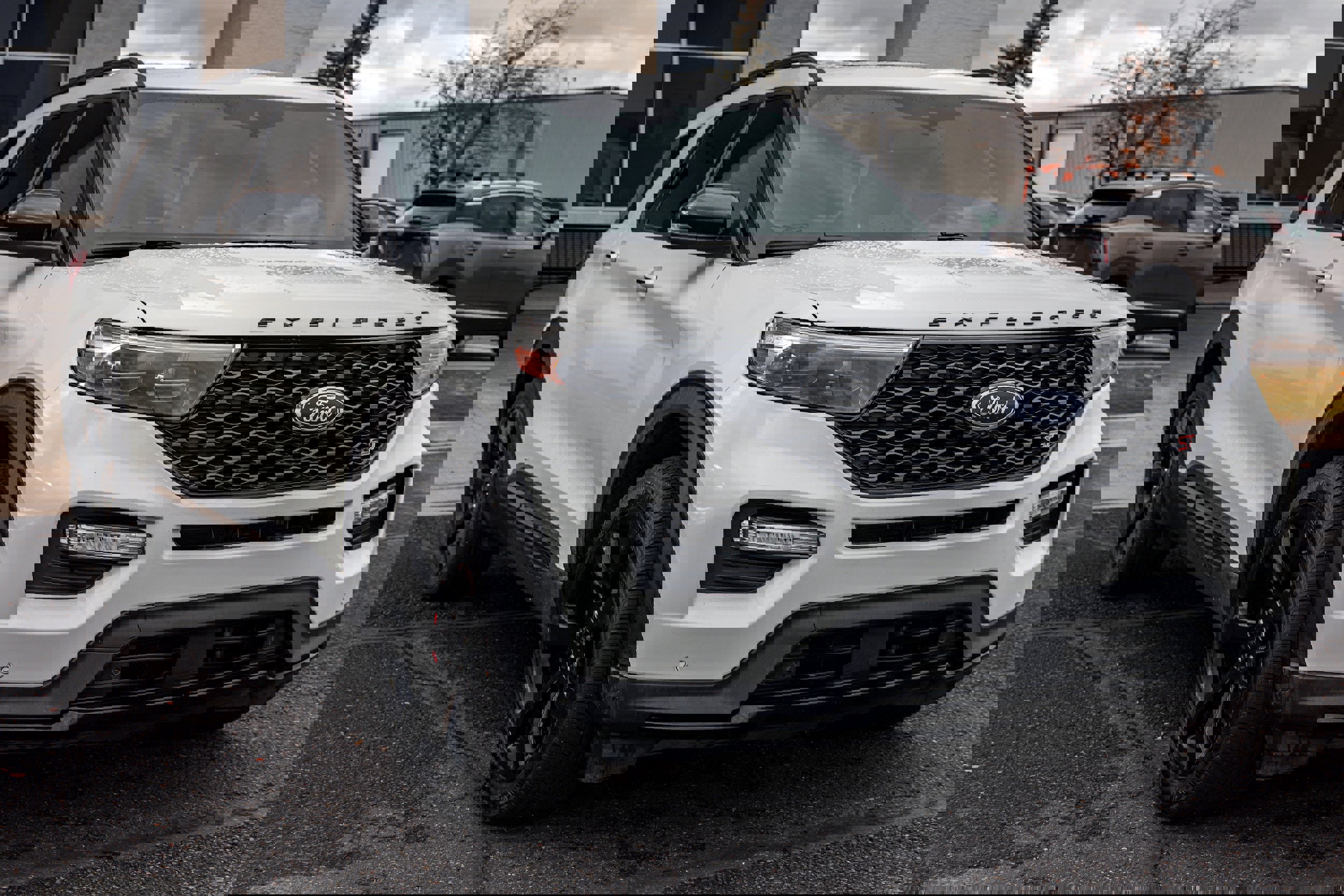 Certified 2023 Ford Explorer ST w/ Equipment Group 401A image 3