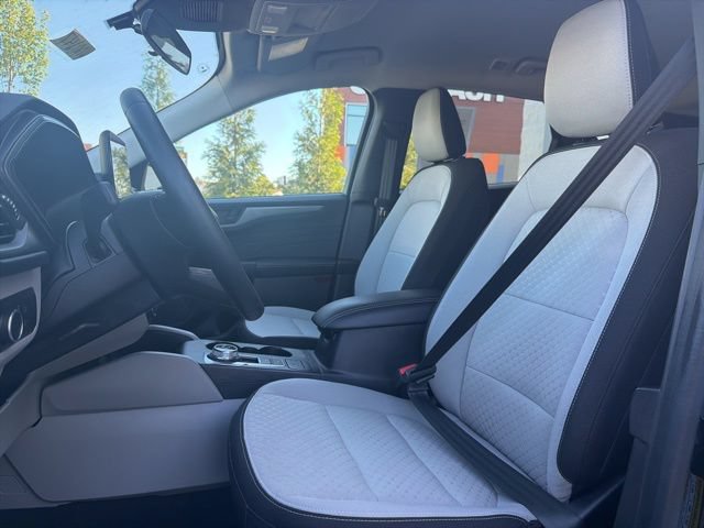 Certified 2023 Ford Escape Active AWD/4WD image 12