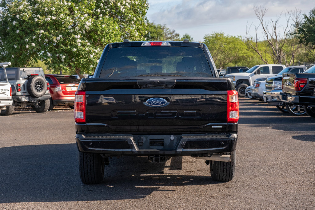 Certified 2023 Ford F150 XL w/ STX Appearance Package RWD image 4