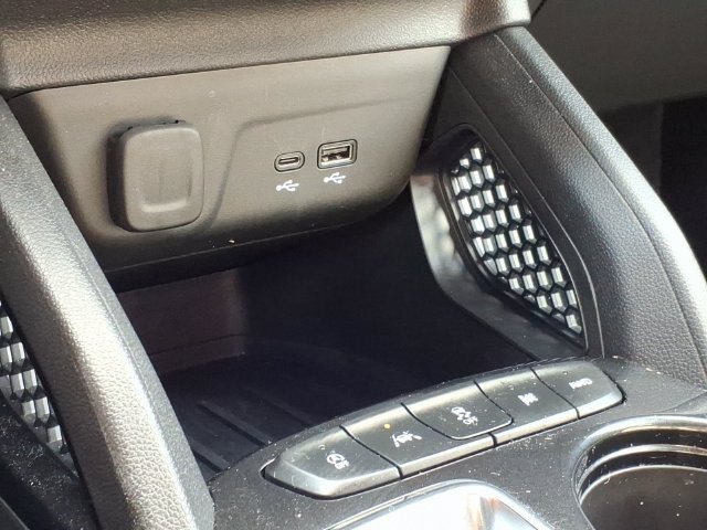 Used 2025 Chevrolet TrailBlazer ACTIV w/ Driver Confidence Package AWD/4WD image 27