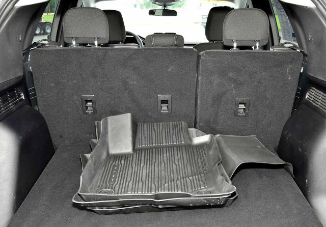 Certified 2024 Ford Escape Active w/ Cold Weather Package FWD image 10