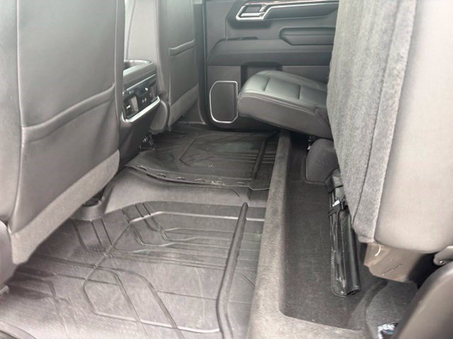 Used 2023 Chevrolet Silverado 1500 LTZ AWD/4WD image 32