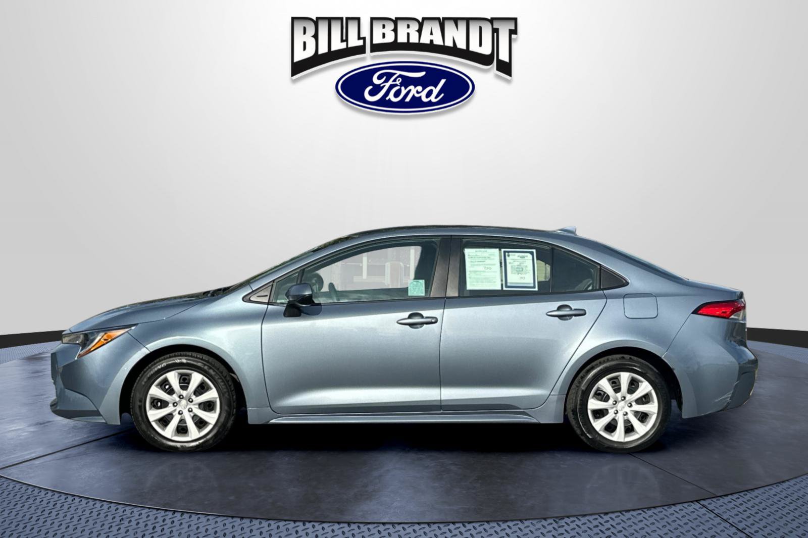 Used 2024 Toyota Corolla LE FWD image 6