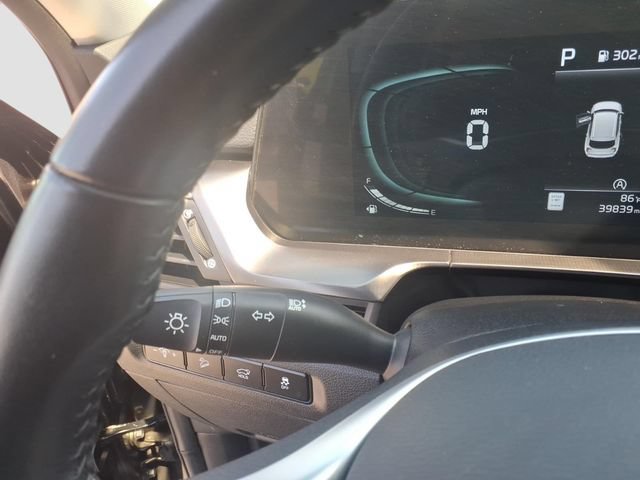 Used 2025 Kia Telluride S AWD/4WD image 28