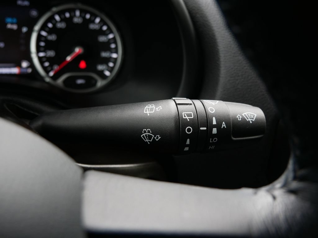 Used 2021 Jeep Renegade Limited AWD/4WD image 21