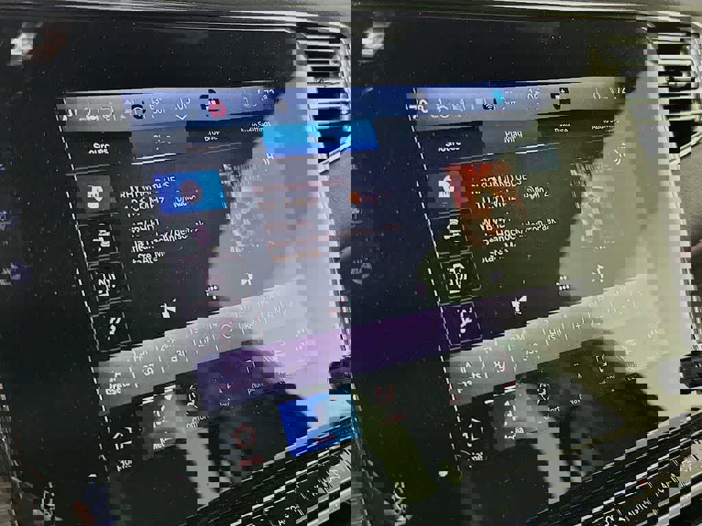 Used 2023 Jeep Wagoneer Series III w/ Preferred Equipment Group image 20