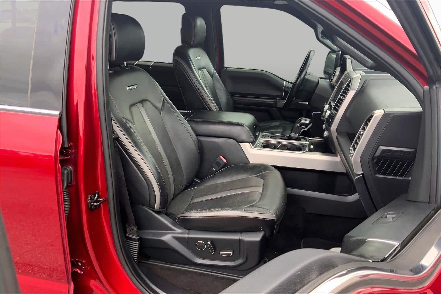 Certified 2019 Ford F150 Platinum w/ Equipment Group 701A Luxury AWD/4WD image 9
